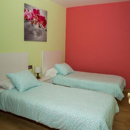 Apartamento Reus 1 - Parking Gratuito Екстер'єр фото