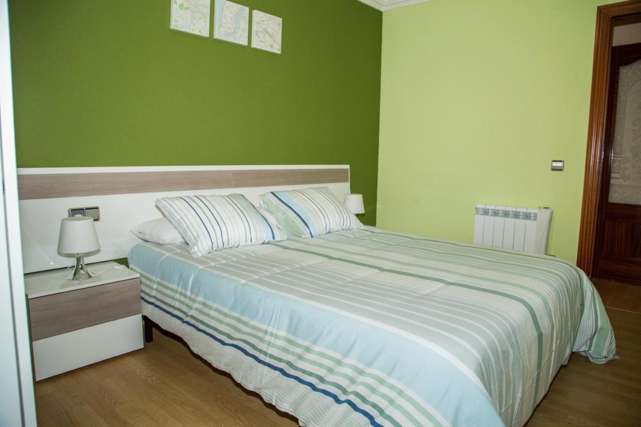Apartamento Reus 1 - Parking Gratuito Екстер'єр фото