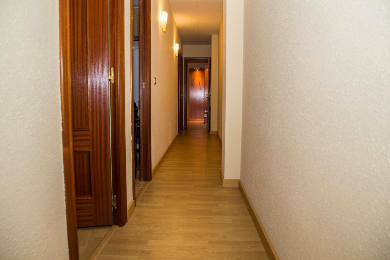 Apartamento Reus 1 - Parking Gratuito Екстер'єр фото