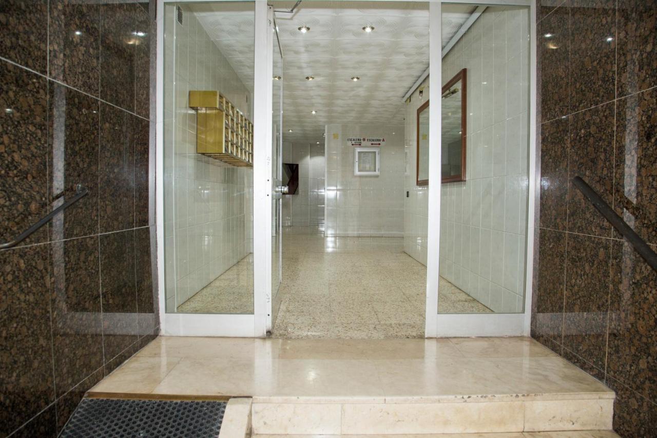 Apartamento Reus 1 - Parking Gratuito Екстер'єр фото
